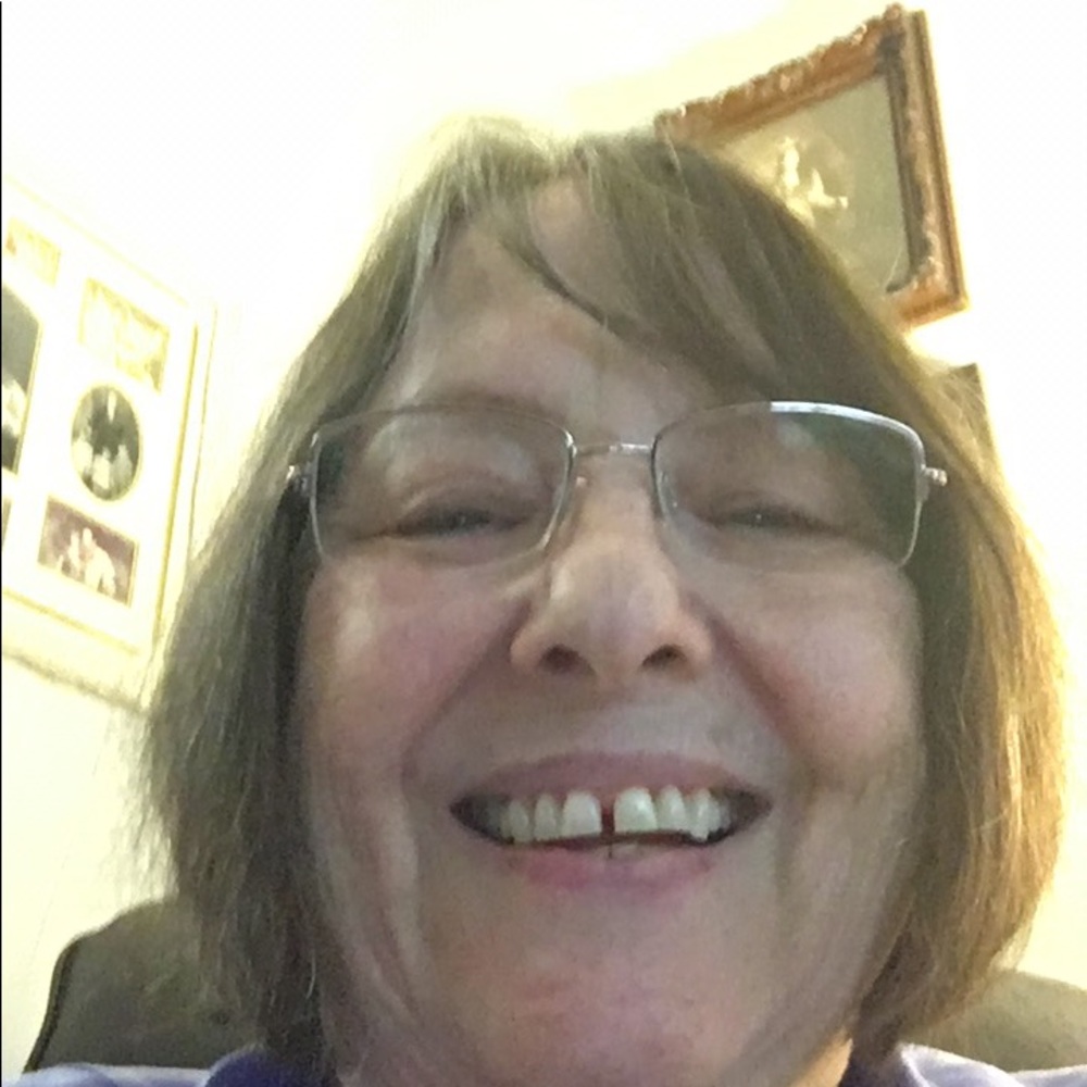 Meet your Posher, Esther